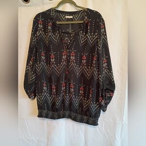 Maurices Black Patterned Women's Top Size 2x.